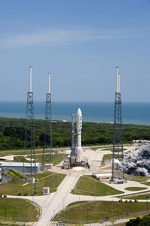 File:Juno's Atlas V 551 at liftoff.jpg